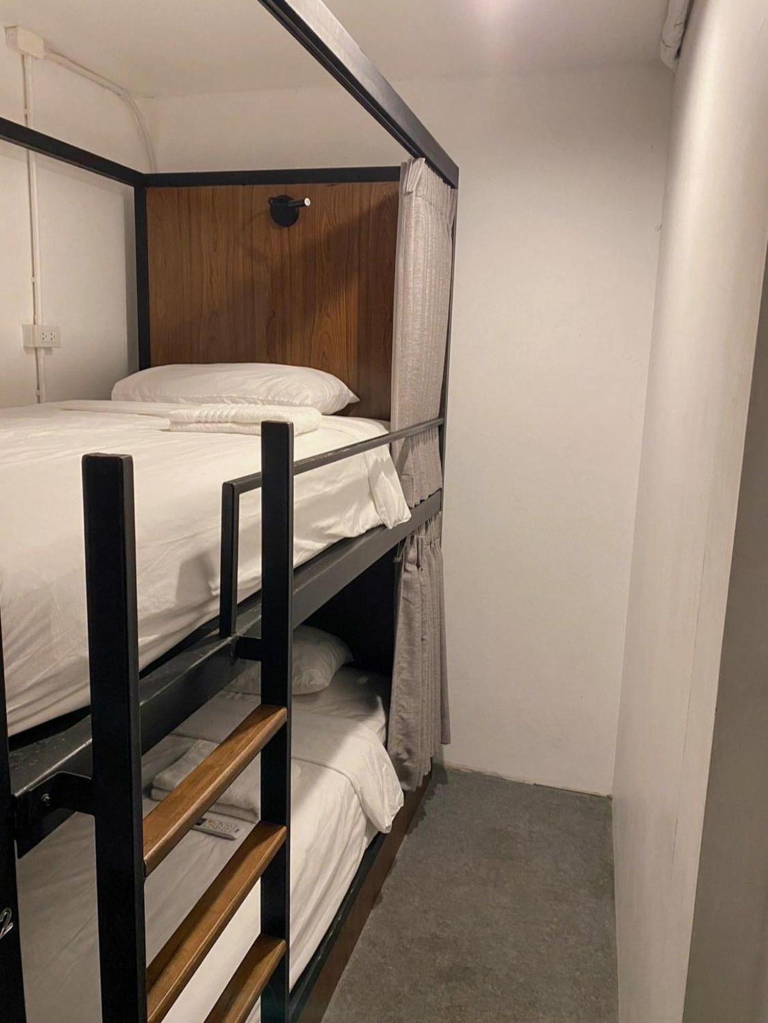 Kudi Hostel Bangkok Buitenkant foto